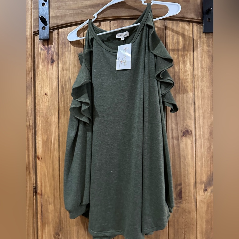 Women’s boutique top